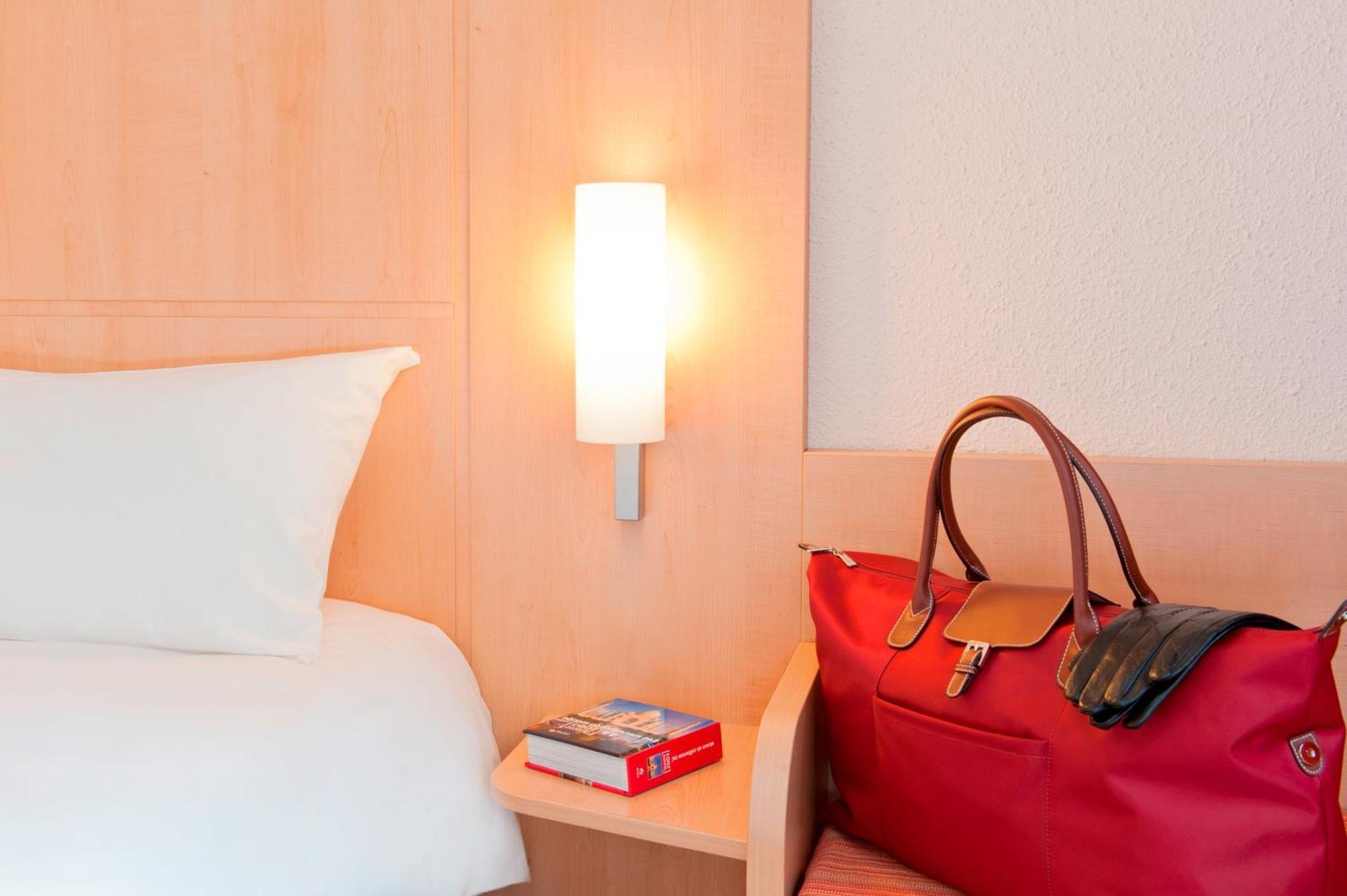 Ibis Lille Centre Gares Hotell Rum bild