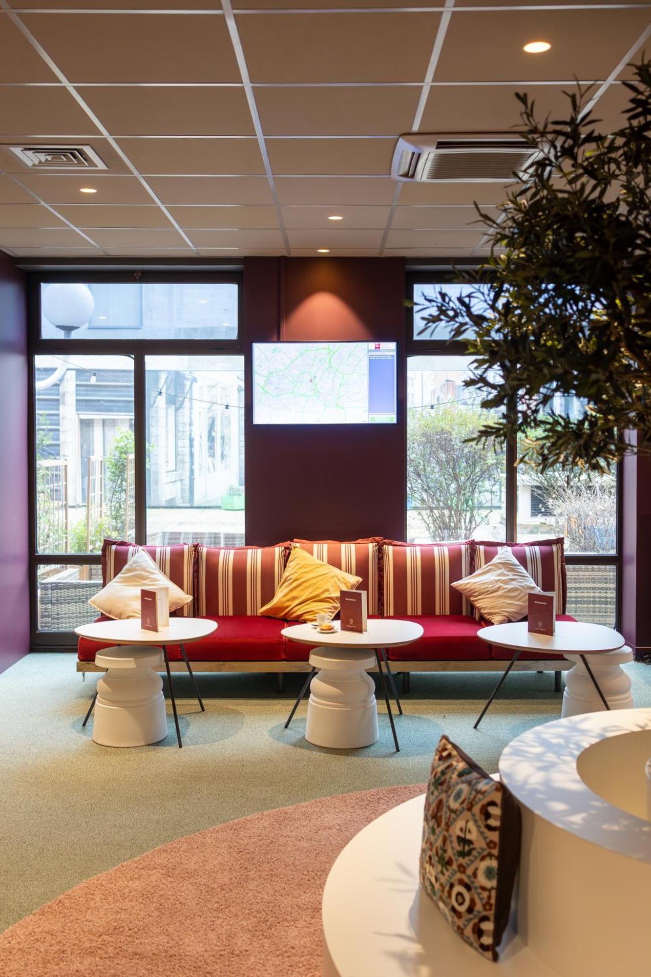 Ibis Lille Centre Gares Hotell Exteriör bild