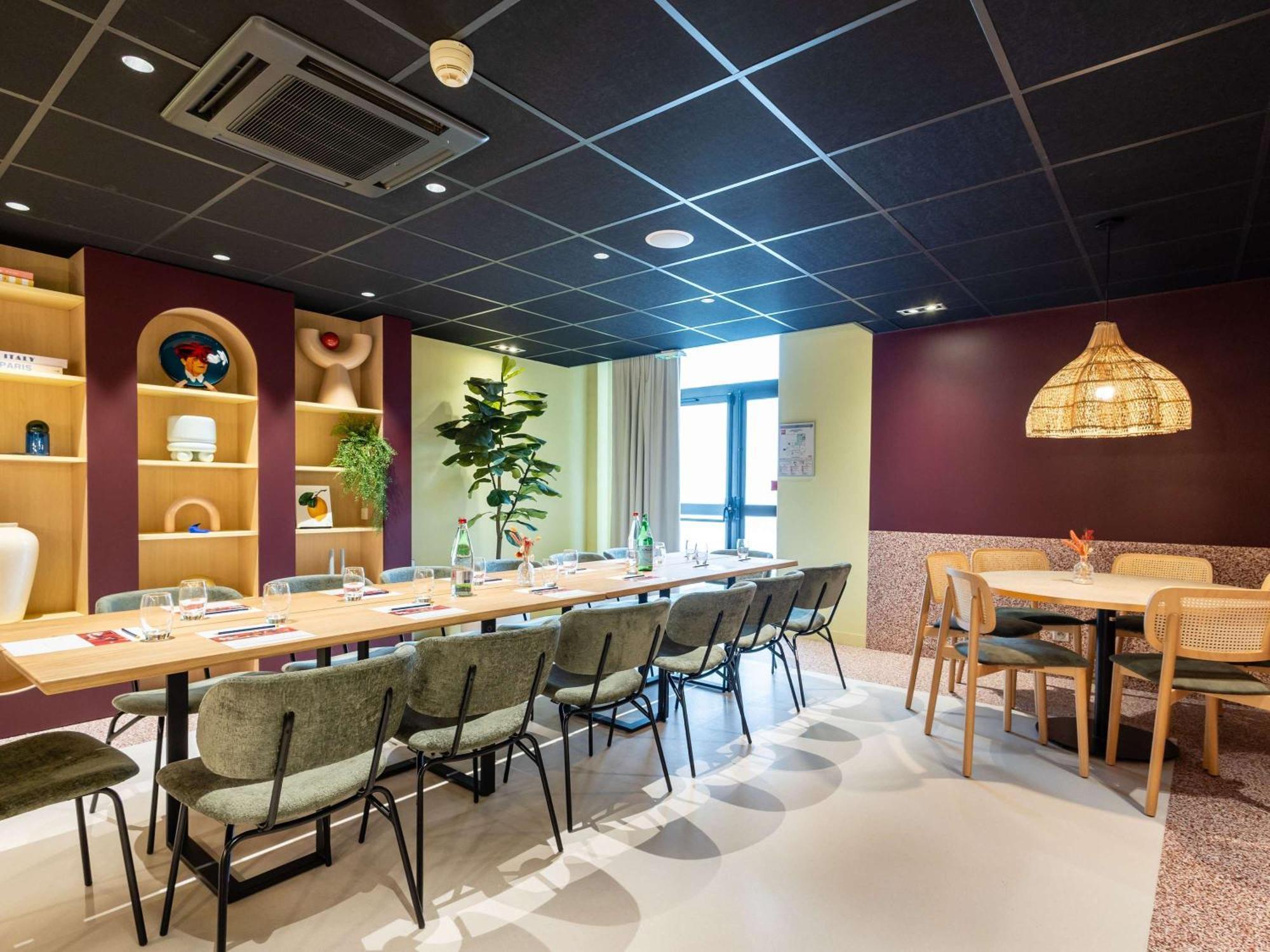 Ibis Lille Centre Gares Hotell Exteriör bild
