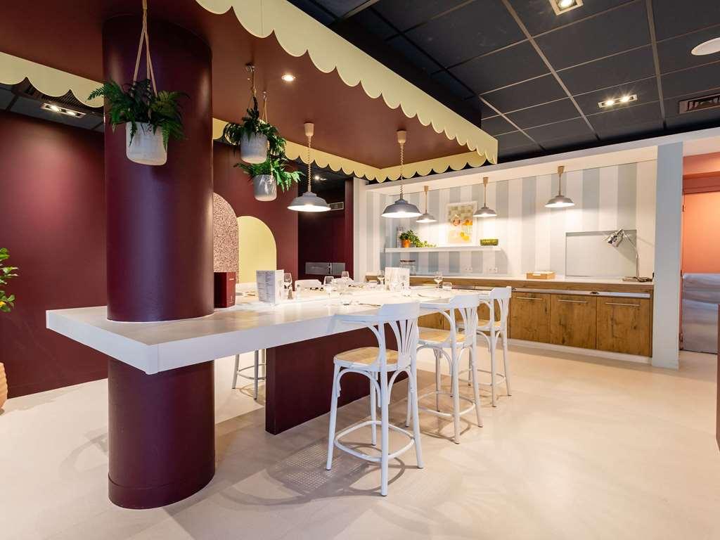 Ibis Lille Centre Gares Hotell Exteriör bild