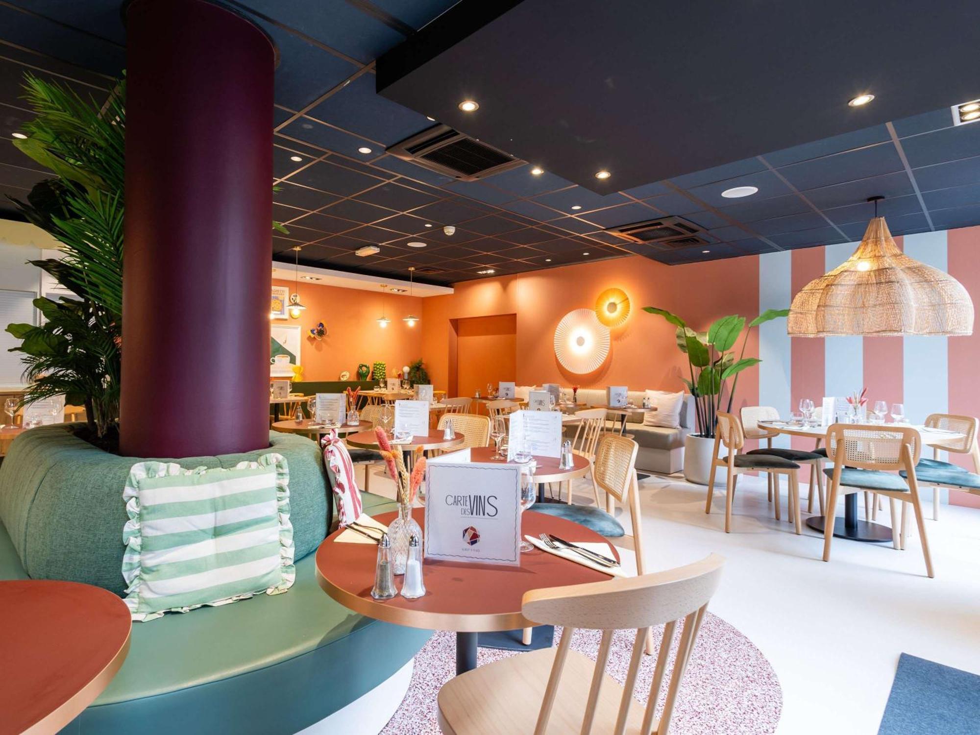 Ibis Lille Centre Gares Hotell Exteriör bild